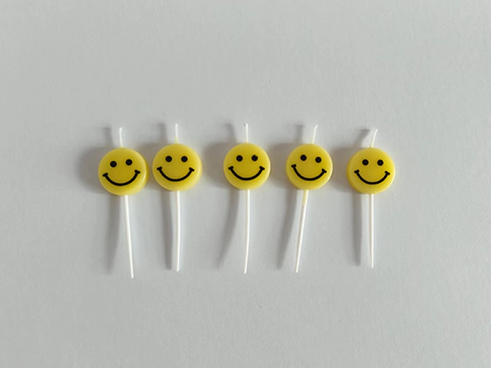 Smile Design Party Candle